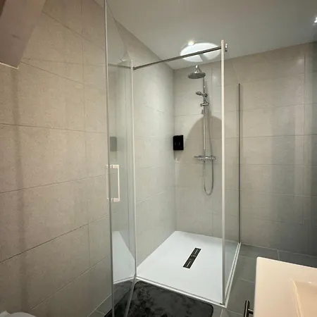 Duplex Les Glycines Apartman *